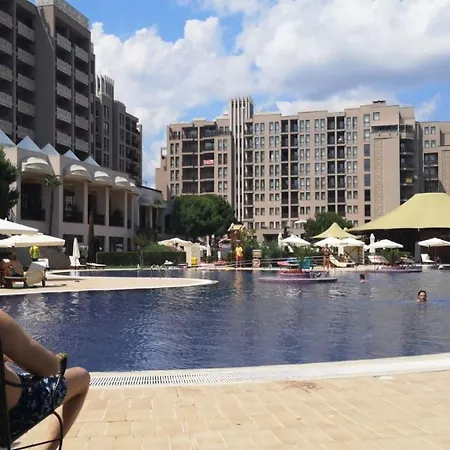 Апартамент Pool & Sea В 5-Звезден Комплекс, Слънчев Бряг Slăntjev Brjag